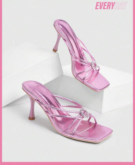 Cucco Everyday Collection Woman